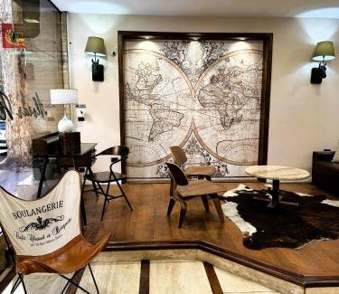 Centro Hotel | Discover Hotel Alvear: Family-Friendly with Dining Options