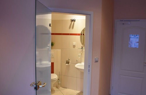 Weilburg Hotel | Discover Comfort at Hotel am Bahnhof with Family-Friendly Amenities