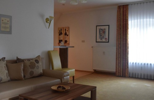 Weilburg Hotel | Discover Comfort at Hotel am Bahnhof with Family-Friendly Amenities