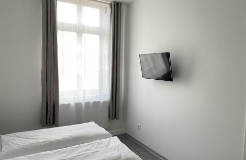 Ditzingen Hotel | Discover Hotel am Bahnhof Stuttgart-Ditzingen: Family & Pet Friendly