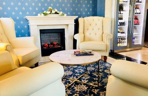 Zentrum-Suedost Hotel | Cozy Hotel am Bayrischen Platz with Breakfast & Family-Friendly Amenities