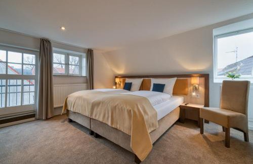 Stade Hotel | Pet-Friendly Retreat at Hotel Am Fischmarkt - Book Now!