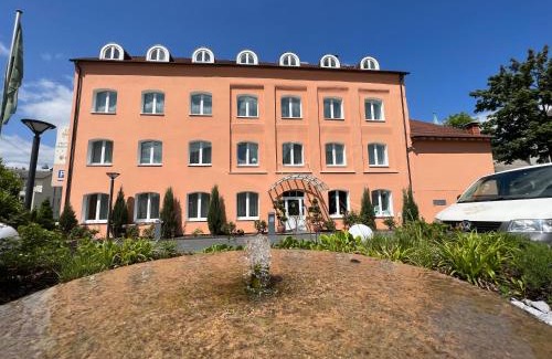 Schwelm Hotel | Discover Hotel Am Mühlenteich: Pet-Friendly & Family-Ready