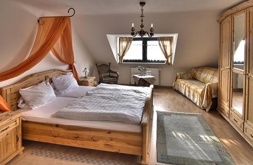 Sitterswald House | Stylish Hotel Am Markt: Pet Friendly with Family Dining