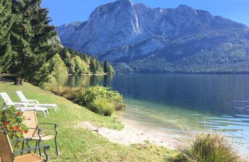 Altaussee Hotel | Seaside Retreat at Hotel am See - 4-Star Gem with Beach Views