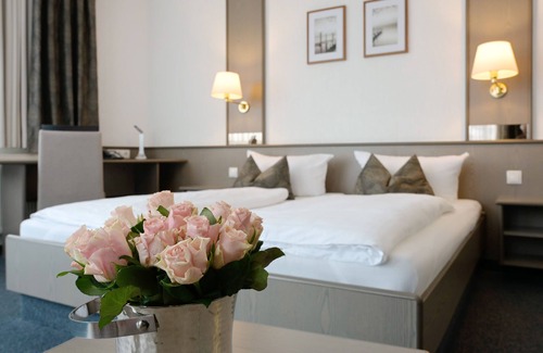 Lingen Hotel | Explore Hotel am Wasserfall: 4-Star Relaxation Awaits