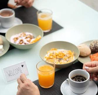 Leixões Hotel | Relax at Hotel Amadeos in Matosinhos, Porto with Family