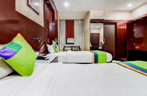 Gomti Nagar Hotel | Budget-Friendly Hotel Amanda with Family Amenities