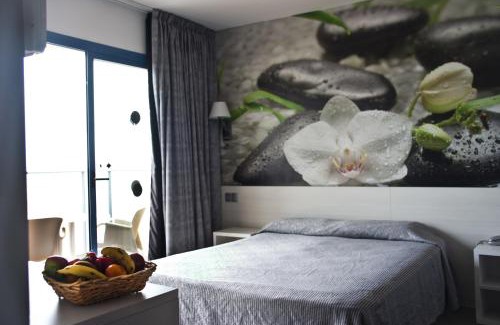 Malgrat de Mar Hotel | Indulgent Getaway at Hotel Amaraigua - Adults Only Retreat