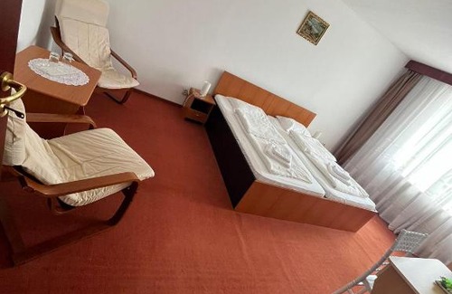 Ocna Mures Hotel | Budget-Friendly Stay at Hotel AME Parc with Great Amenities