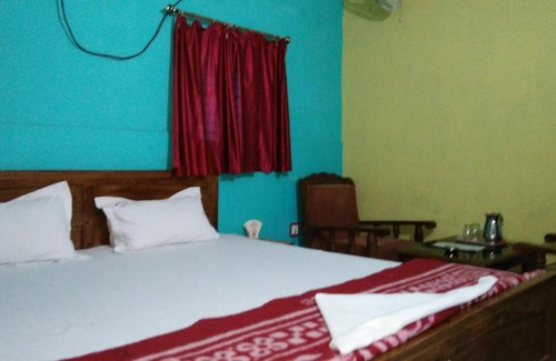 Bihta Hotel | Top-Rated Hotel Amit Lodge: Breakfast & Family Friendly Stay