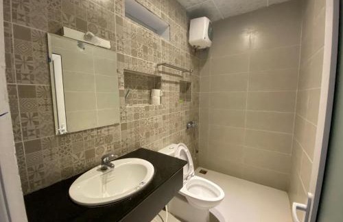 Phu My Hotel | Budget-Friendly HOTEL AN HOÀ II: Family & Wheelchair Access