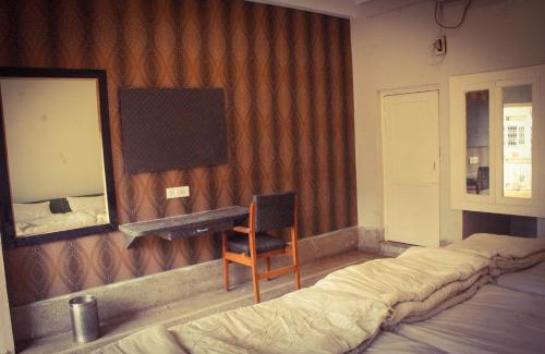 Gwalior Hotel | Comfortable Stay at Hotel Anand Palace with Great Amenities