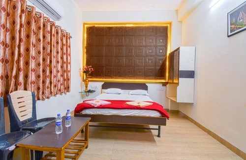 Panhala Hotel | Family-Friendly Retreat at Hotel Anand Resort with Breakfast