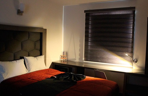 Baja California Hotel | Welcoming Hotel ANB Aeropuerto Guadalajara with Spa & Dining
