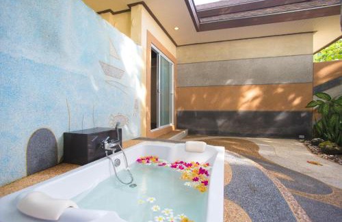 Ko Lanta Hotel | Oceanfront Beach Bungalow at Lanta Resort with Great Reviews