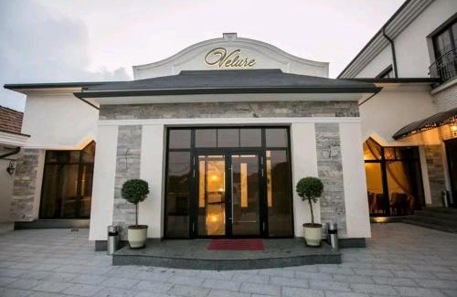 Mukachevo Hotel | Delightful Hotel and Restaurant Velure with Pet-Friendly Perks