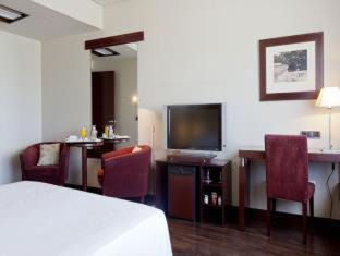 Zaidin Hotel | Stylish Hotel Andalucía Center: Oceanfront Pool & Hot Tub