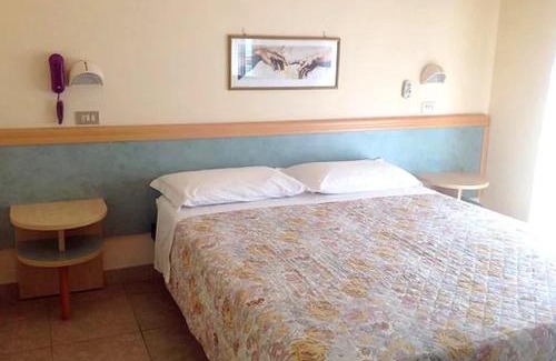 Gatteo a Mare Hotel | Hotel Anita: Oceanfront Escape with Pet-Friendly Amenities