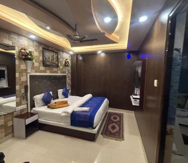 Varanasi Hotel | Comfortable Stay at Hotel Ankit Near Assi Ghat with Spa