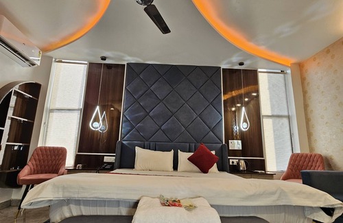 Phulpur Hotel | Hotel Anu