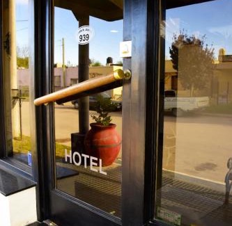 Santa Rosa Apartment | Pet-Friendly Retreat at Hotel Apart El Faro with Restaurant