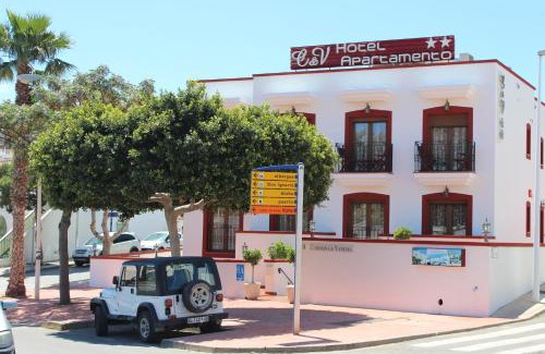 San Jose Hotel | Pet-Friendly Retreat at Hotel-Apartamento Carolina y Vanessa