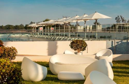 Vila Real Santo Antonio Apartment | Exceptional Oceanfront Stay at Hotel Apartamento Dunamar