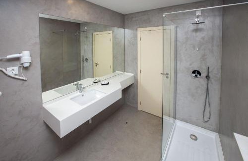 Vila Real Santo Antonio Apartment | Oceanfront Retreat at Hotel Apartamento Foz Atlantida