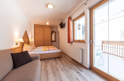 Vallarga Hotel | Relax at Hotel Apartment Haus Gitschberg with Spa & Kitchen