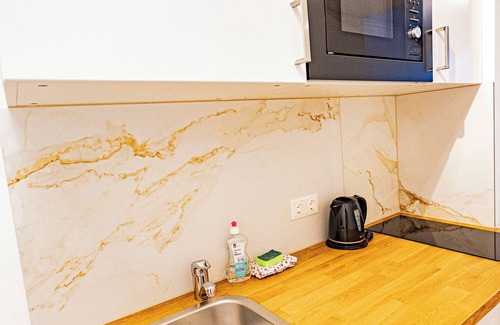 Penzing Hotel | Comfortable Stay at Hotel & Apartments Klimt with Spa Access