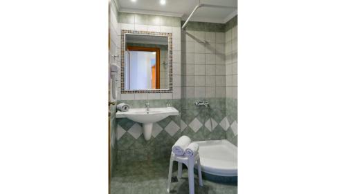 Kato Gatzea Apartment | Top-Rated Hotel Apartments Sikia with Oceanfront Views