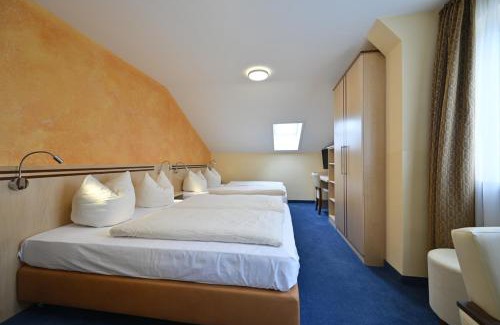Regensburg Hotel | Discover Hotel Apollo Garni: Oceanfront Bliss Awaits