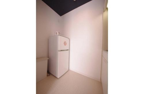 Korinbo Apartment | Cozy HOTEL APT SESELA - Family-Friendly Getaway Awaits