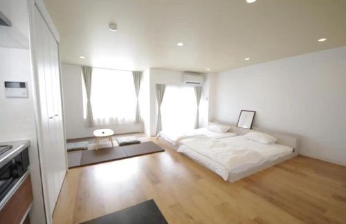 Korinbo Apartment | Relaxing Getaway at HOTEL APT SESELA with Hot Tub