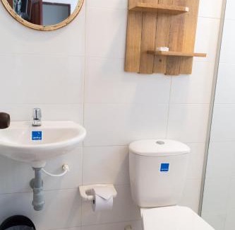 Centro Historico Hotel | Budget-Friendly Hotel Aquarius: Family & Wheelchair Accessible
