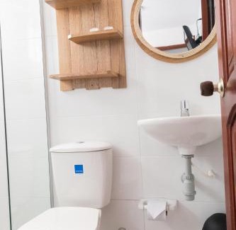 Centro Historico Hotel | Budget-Friendly Hotel Aquarius: Family & Wheelchair Accessible