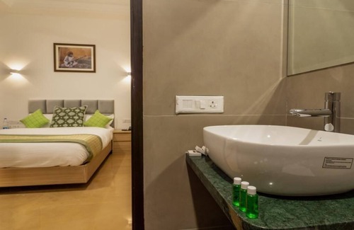 Jaisalmer Hotel | Discover Hotel Aradhya Jaisalmer: Family-Friendly Retreat