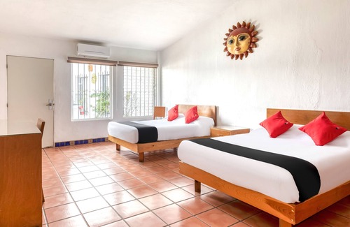 Tonala Hotel | Budget-Friendly Hotel Arana with Spa and Breakfast Options