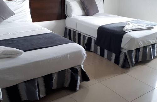 San Salvador Hotel | Relax at Hotel Arbol De Sueños with Spa and Restaurant
