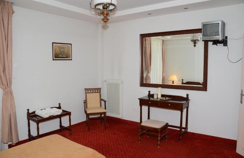 Milea Hotel | Cozy Hotel Archontiko: Family-Friendly with Breakfast Included