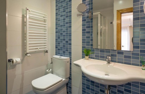 Navia Hotel | Family-Friendly Retreat at Hotel Arco Navia - Rated 8.8/10