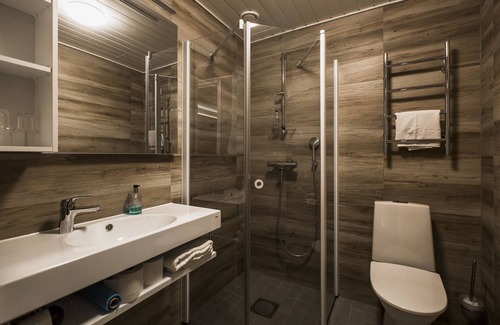 Rukatunturi Hotel | Cozy Hotel Arctic Zone: Family-Friendly with Pool & Dining