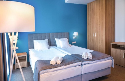 Jelcz Hotel | Discover Hotel Arkadia Jelcz-Laskowice: 9/10 Guest Rated Stay