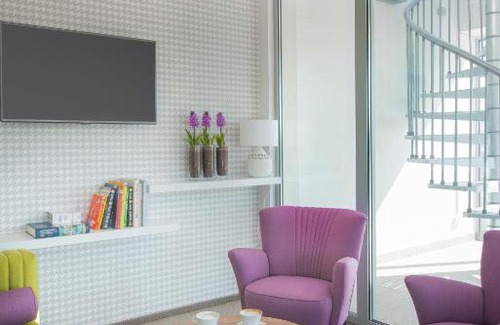 Jelcz Hotel | Discover Hotel Arkadia Jelcz-Laskowice: 9/10 Guest Rated Stay
