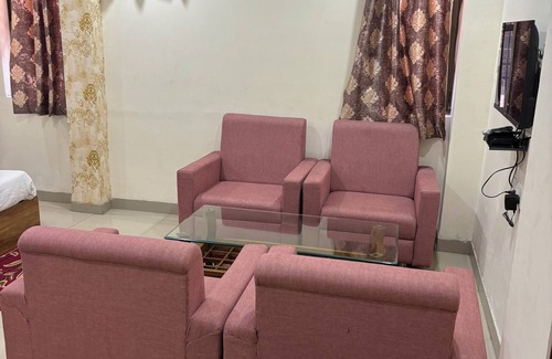 Raipur Hotel | Budget-Friendly Hotel ARRAJ in Raipur with Breakfast & More