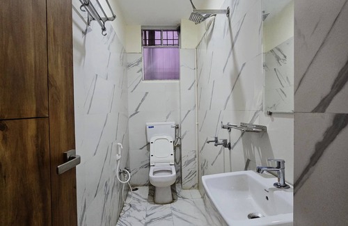 Raipur Hotel | Budget-Friendly Hotel ARRAJ in Raipur with Breakfast & More