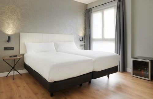 Gros Hotel | Beachfront Getaway at Hotel Arrizul - Family-Friendly Stay