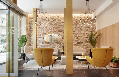 San Sebastian Centro Hotel | Welcoming Hotel Arrizul Catedral: Highly Rated & Family-Friendly