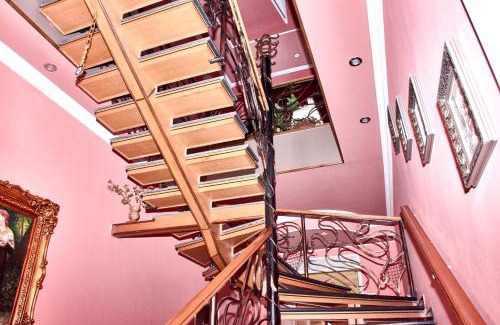 Akhalkalaki Hotel | Pet-Friendly Hotel Art-Seg with Breakfast & Child Amenities